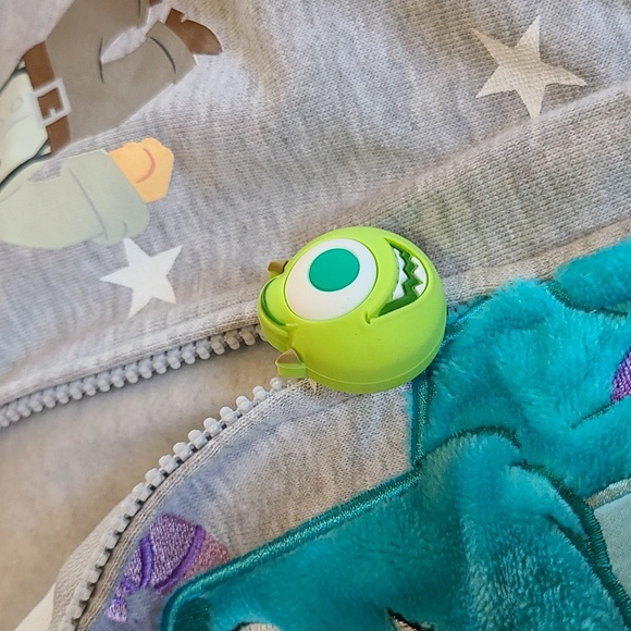 Pixar kids sweater - Picture 7 of 9